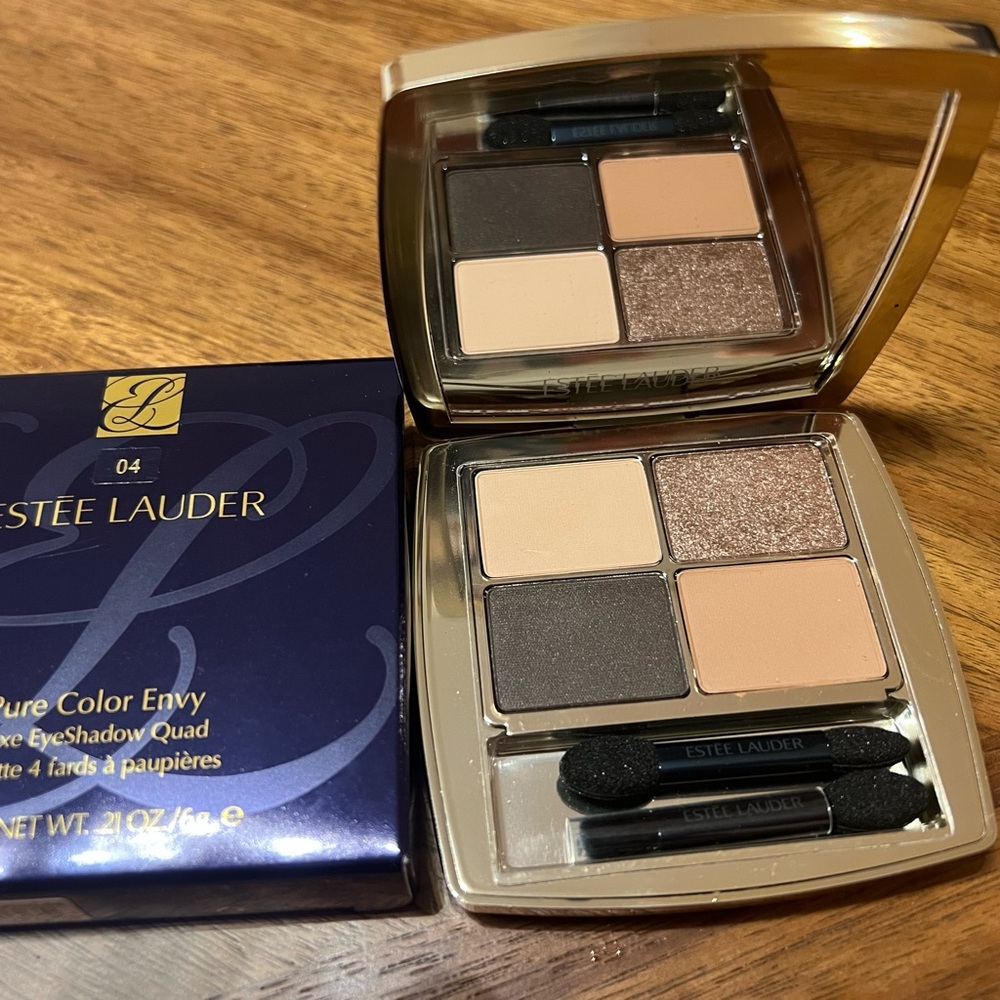 Estee Lauder quad eyeshadow 04 Desert Dunes